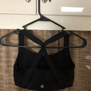 Black lululemon size 6 sports bra